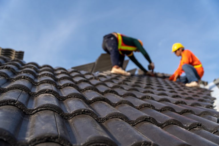 Fix & Upgrade Your Roof in 6 Easy Steps With These Tips