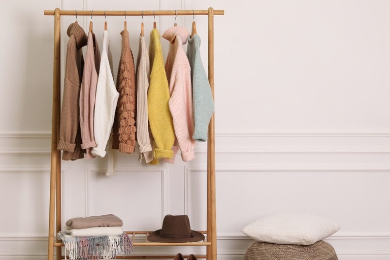 How to Design the Perfect Custom Coat Rack for Your Home？