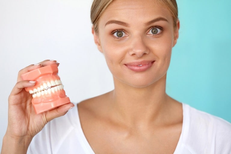 Understanding the Different Types of Cosmetic Dental Implants